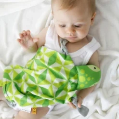 Doudou Plat à Nœuds Coton Naturel Oeko Tex Tortue APunt Barcelona®- Doudou Bébé -Jouets En Peluche Soldes doudou plat a noeuds coton naturel oeko tex tortue apunt barcelona doudou bebe 2