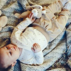 Peluche Lapin Bio 'Bunny'Wooly Organic® Coton Bio Beige 18 Cm - Peluche Bio GOTS -Jouets En Peluche Soldes peluche lapin bio bunny wooly organic coton bio beige 18 cm peluche bio gots 4