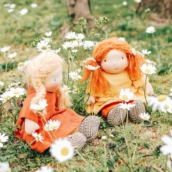 Poupée WaldorfMarie 28cm Rousse Aux Yeux Bruns Coton Bio ChimpyToys® - Véritable Poupée Waldorf -Jouets En Peluche Soldes poupee waldorf marie 28cm rousse aux yeux bruns coton bio chimpytoys veritable poupee waldorf 3