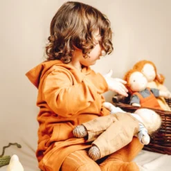 Poupée WaldorfMarie 28cm Rousse Aux Yeux Bruns Coton Bio ChimpyToys® - Véritable Poupée Waldorf -Jouets En Peluche Soldes poupee waldorf marie 28cm rousse aux yeux bruns coton bio chimpytoys veritable poupee waldorf 6